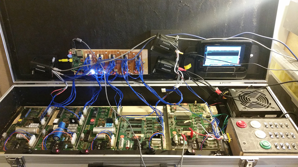 five board live rig in a keyboard roadcase
